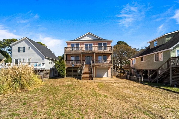 Exterior - CH50: The Sweet Pelican, 4BR home with Shared Pool- pet friendly (Kill Devil Hills)