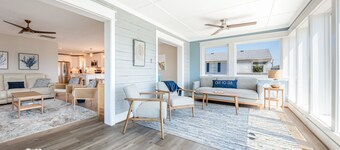 3BR Canal-Front | Boat Dock | Deck | W/D