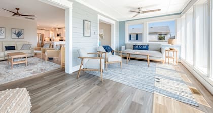 3BR Canal-Front | Boat Dock | Deck | W/D