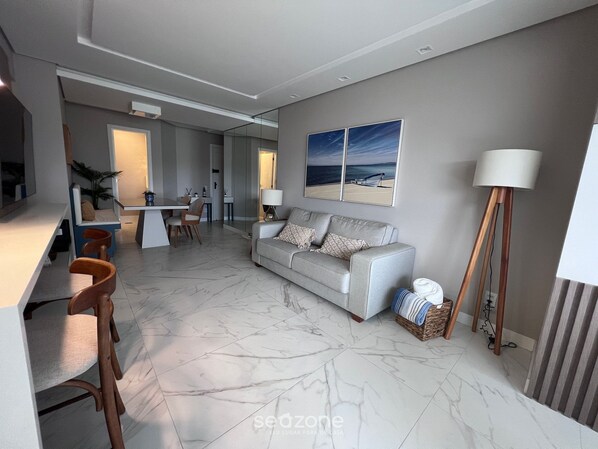 Living area - Apto Open Shopping 500m From the sea Cpj0404 (Florianópolis)