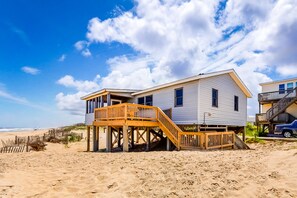 Exterior - 3BR Oceanfront Dog Friendly | Pool | Deck | W/D (Nags Head)