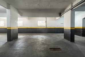 Free self parking