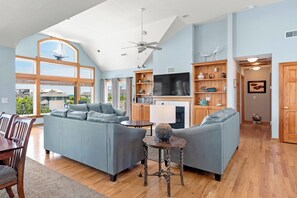 Smart TV, fireplace, DVD player, foosball