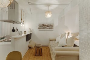 Appartamento Luxury, vista città | Biancheria da letto di alta qualità, copriletto in piuma