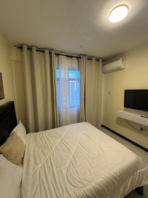3 bedrooms, iron/ironing board, WiFi