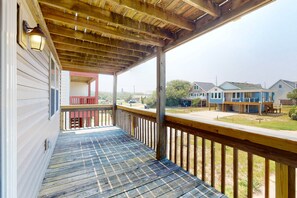 Property grounds - KDS0218: Serenity | balcony | oceanside |  central AC | W/D (Kill Devil Hills)
