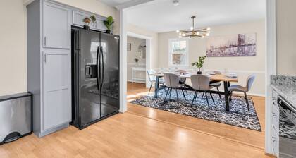 Enchanting Edge of Relaxation in Central Sterling - Spacious 6-bedroom house