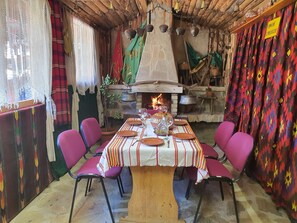 تناول الطعام