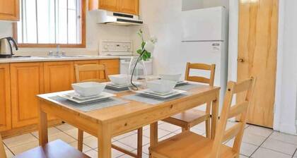Lovely 3-BR entire home Monthly Stay Walk to Metro