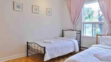 3 bedrooms, free WiFi, bed sheets