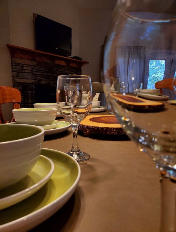 Interior detail - Serene Mountain Chalet Retreat (Gatlinburg)