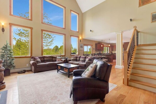 Smart TV, fireplace, foosball, books