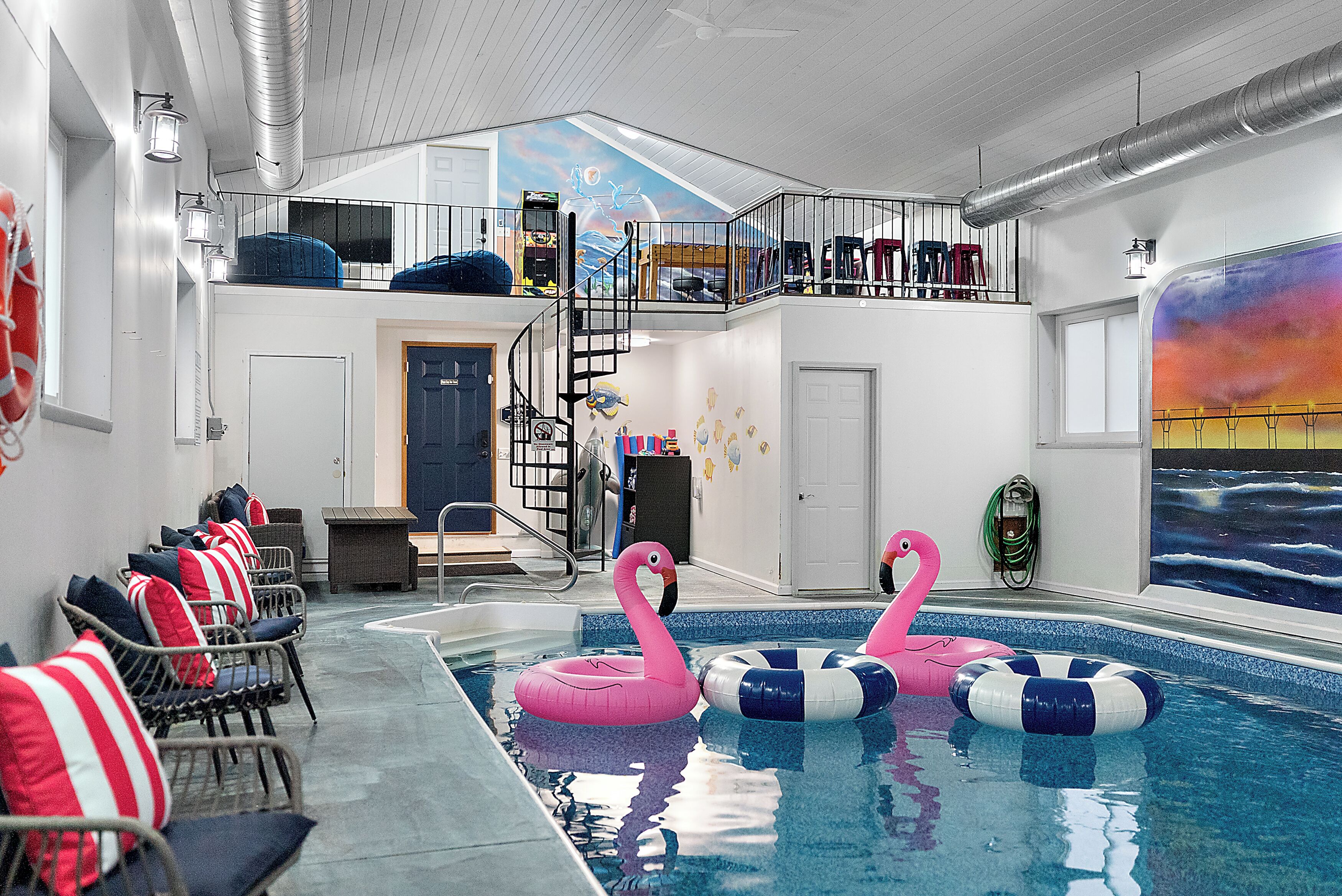 Alberca techada y alberca climatizada