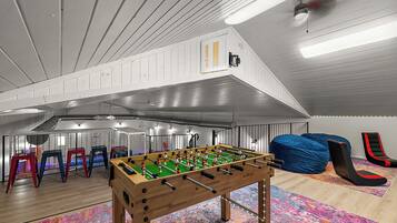 Spielezimmer