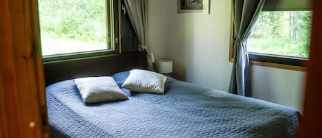 Strykejern/-brett, wi-fi (inkludert) og sengetøy