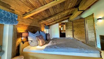 Deluxe Suite, Balcony, Mountain View | Free WiFi