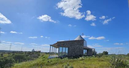 Country House 'Moinho' with Mountain View, Wi-Fi, and Air Conditioning