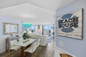Condo, Multiple Beds, Balcony, Ocean View (Oceania Beach Club 505) | Dining
