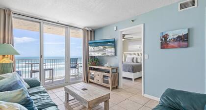 Oceania Beach Club