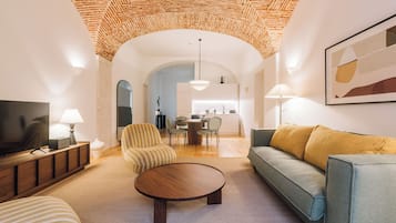 Classic Apartment | Living area