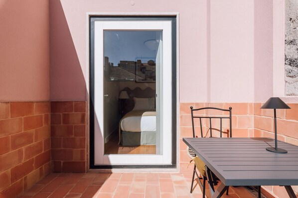 Classic Apartment, Balcony | Balcony
