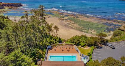 Ocean-View Room with Private Deck + Kitchenette