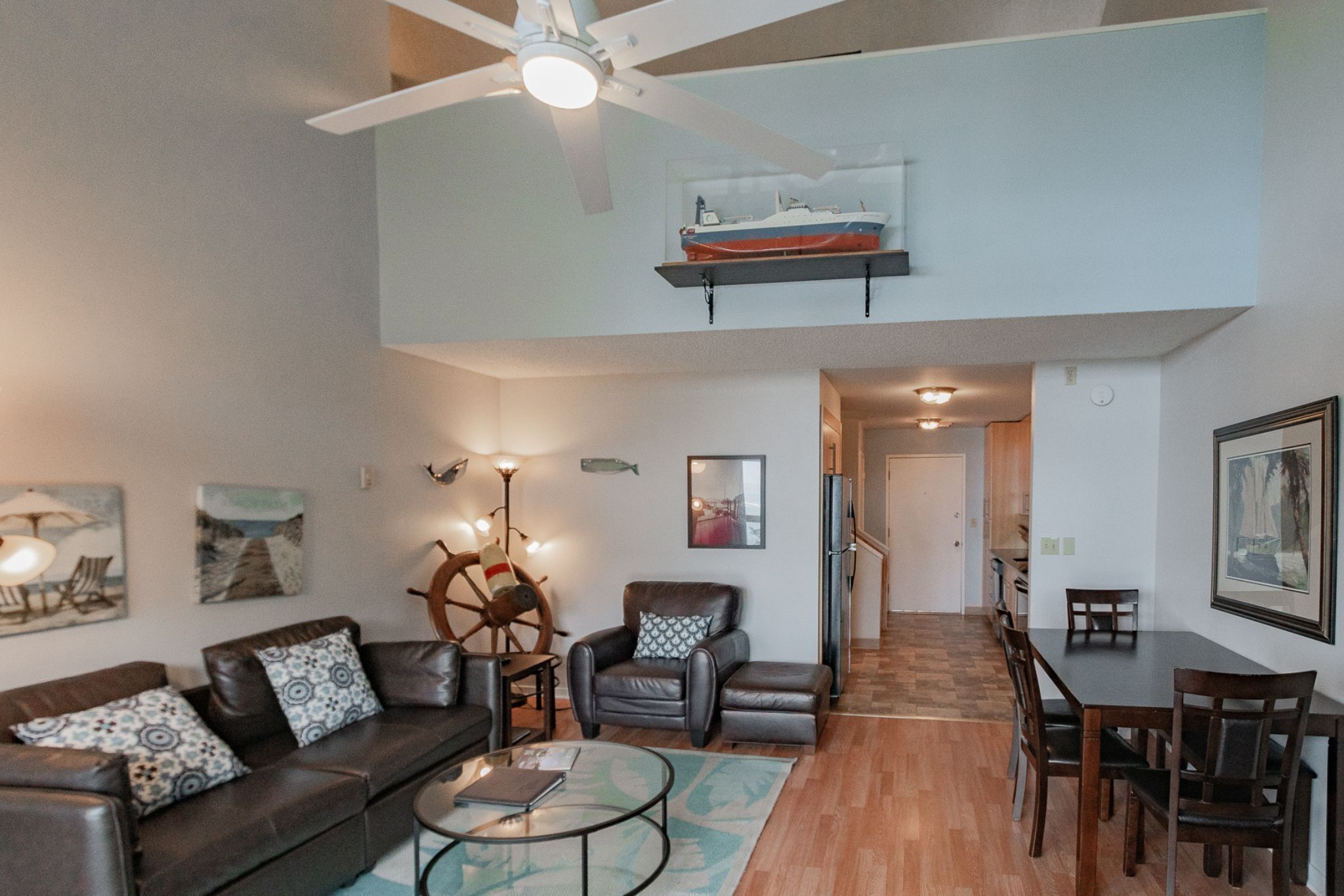 TV, fireplace, offices