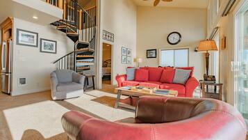 TV, fireplace, offices
