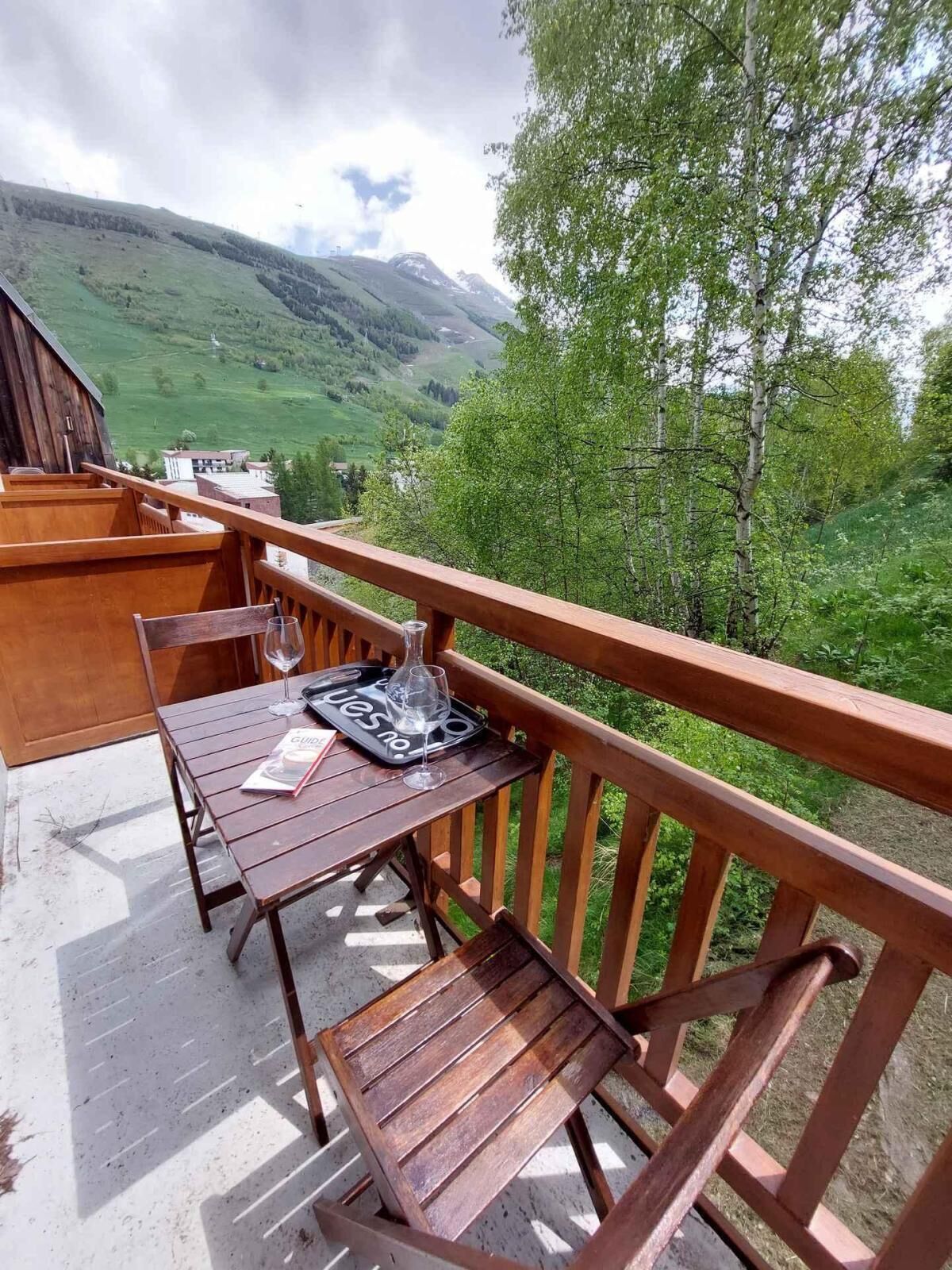 ت ناول الطعام بالخارج