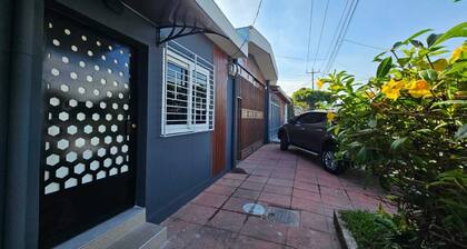 Cozy Suite with independent access in the heart of San Salvador