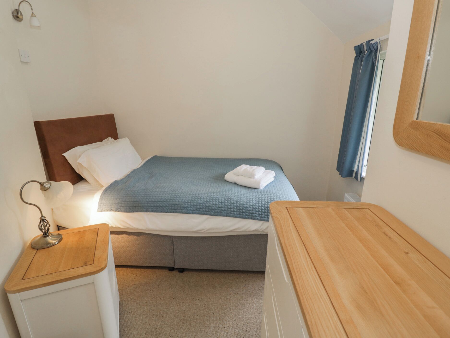 4 bedrooms, individually decorated, individually furnished, free WiFi