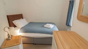 4 bedrooms, individually decorated, individually furnished, free WiFi