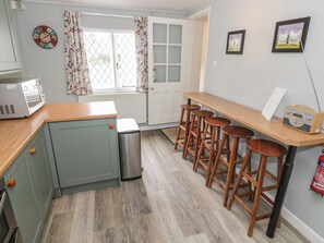 Fridge, microwave, dishwasher, toaster - Hillside Cottage (Monmouth)