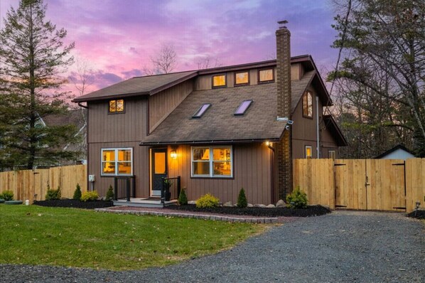 المنشأة من الخارج