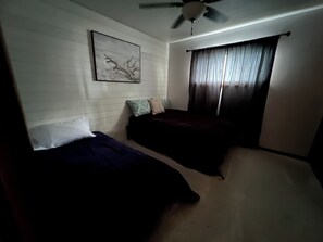 Internet, bed sheets - Recently remodeled 3 bedroom spacious home, close to Jet Express, beach. (Port Clinton)