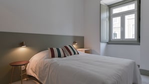 1 bedroom, iron/ironing board, travel cot, free WiFi
