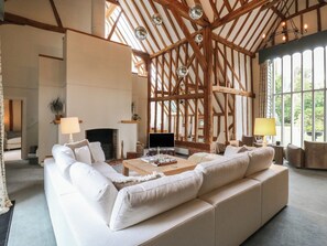 Cottage | Living area