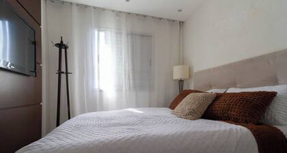Apartamento com Lazer Wi-fi e Garagem em Jaragu