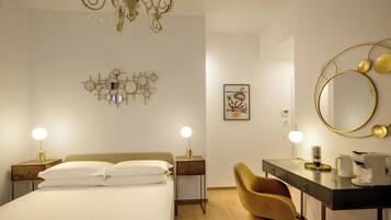 Classic Double Room, 1 Queen Bed | Premium bedding, down duvets, minibar, in-room safe