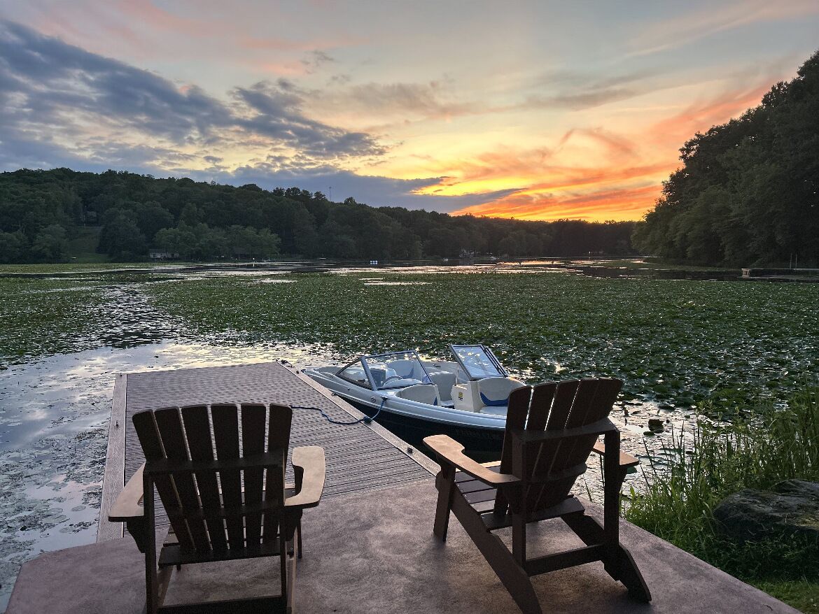 المنطقة المحيطة بالمنشأة