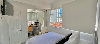 Hostal Urban