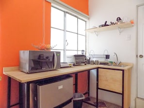 Basic Double Room | Private kitchenette