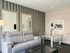Interior - Stay U-nique Apartments Beltrán i Rózpide (Barcelona)