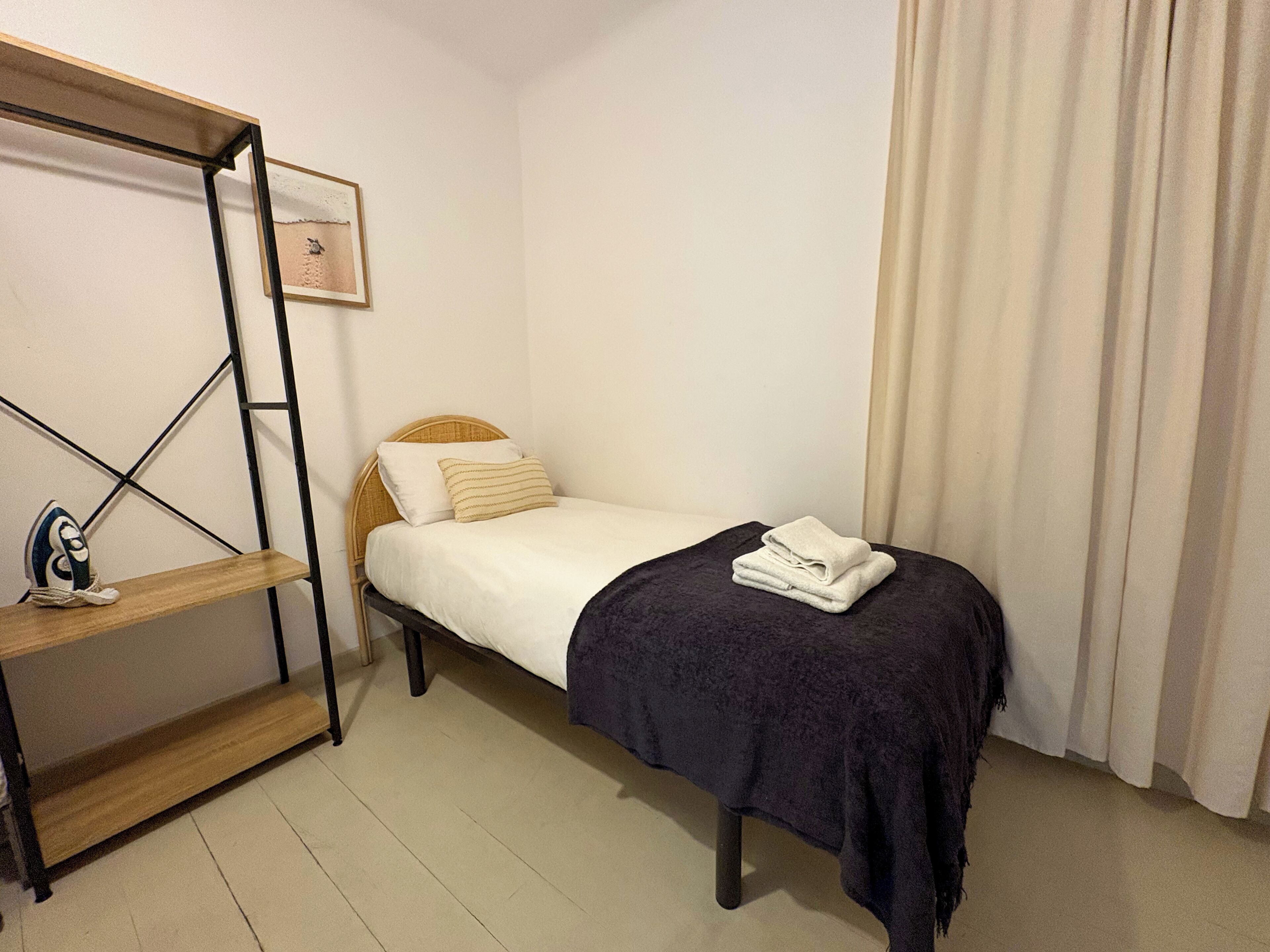 Apartment (3 Bedrooms) | 3 bedrooms, iron/ironing board, free cots/infant beds, bed sheets