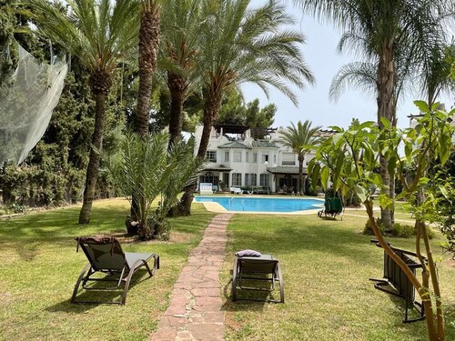 Spacious House w/ Private Pool Next to Golf Club