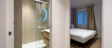 Leilighet (4 Bedrooms) | Bad | Dusj