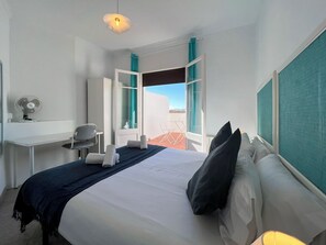 Apartment (3 Bedrooms) | Interior - Stay U-nique Apartments Gaudi I (Barcelona)