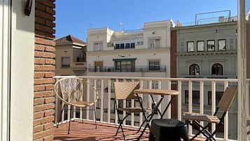 Apartamento (4 Bedrooms) | Terraço/pátio