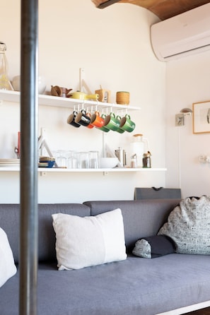 Interior - Apartment With Terrace & Views of BCN (Barcelona)