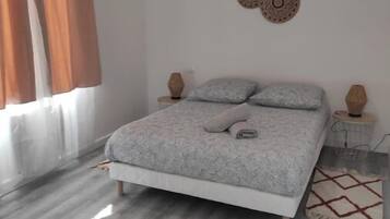 2 chambres, fer et planche Ă repasser, lit parapluie, Wi-Fi gratuit